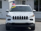 Used 2017 Jeep Cherokee Latitude w/ Comfort/Convenience Group image 2