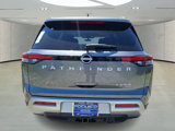 New 2025 Nissan Pathfinder Platinum image 4
