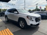 Used 2022 GMC Terrain SLE image 3