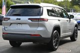 Used 2024 Jeep Grand Cherokee L Laredo image 5