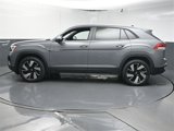 New 2025 Volkswagen Atlas Cross Sport SE image 5
