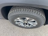 New 2026 Chevrolet Equinox LT w/ Convenience Package II image 3