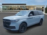 New 2025 Lincoln Navigator L Reserve image 2