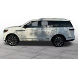 Used 2024 Lincoln Navigator Reserve image 4