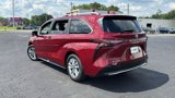 New 2025 Toyota Sienna Limited image 5
