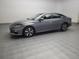 Used 2022 Nissan Altima 2.5 SV image 2