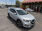 Used 2018 Nissan Rogue SL image 2