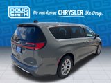 New 2025 Chrysler Pacifica Select image 6
