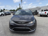 Used 2017 Chrysler Pacifica Touring-L image 5
