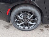 New 2026 Chrysler Pacifica Limited image 5