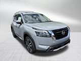 New 2025 Nissan Pathfinder Platinum image 3