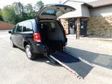 Used 2019 Dodge Grand Caravan SE image 3