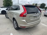 Used 2017 Volvo XC60 T5 Inscription image 4