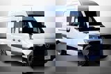 Used 2025 Mercedes-Benz Sprinter 3500 image 2