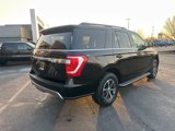 Used 2021 Ford Expedition XLT image 3