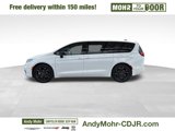 New 2026 Chrysler Pacifica Select image 4