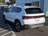 New 2025 Volkswagen Taos SE image 3