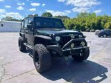 Used 2017 Jeep Wrangler Unlimited Rubicon w/ Connectivity Group image 5