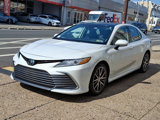 Used 2023 Toyota Camry XLE image 3