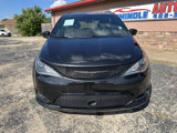 Used 2020 Chrysler Pacifica Touring-L w/ Advanced Safetytec Group image 4