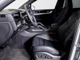 Used 2024 Porsche Cayenne image 5