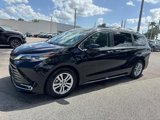 Certified 2023 Toyota Sienna Platinum image 4