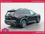 New 2025 Nissan Pathfinder SV image 6
