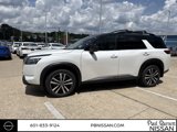 New 2025 Nissan Pathfinder Platinum image 2