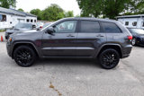 Used 2018 Jeep Grand Cherokee Altitude image 3