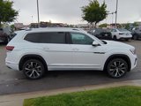 New 2025 Volkswagen Atlas SEL Premium R-Line image 2