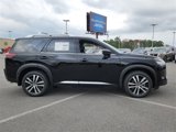 New 2025 Nissan Pathfinder Platinum w/ Black Appearance Package image 2