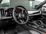 Certified 2025 Porsche Cayenne image 4