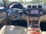 Used 2012 Toyota Highlander Limited image 2