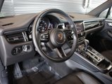 Certified 2024 Porsche Macan image 4