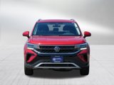 Certified 2024 Volkswagen Taos SE image 2