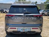 New 2025 Nissan Pathfinder SL w/ SL Premium Package image 4