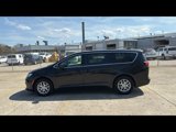 Used 2023 Chrysler Voyager LX image 3