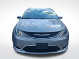Used 2020 Chrysler Pacifica Touring-L image 2