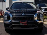 New 2025 Mitsubishi Outlander ES image 2