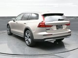 Used 2024 Volvo V60 B5 Cross Country Plus image 5