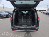 New 2025 Chrysler Pacifica Select image 5