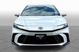 Used 2025 Toyota Camry SE image 3