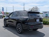 New 2025 Chevrolet Traverse High Country image 3