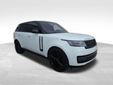 Used 2023 Land Rover Range Rover SE image 3