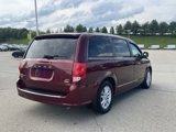 Used 2018 Dodge Grand Caravan SXT image 3
