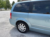 Used 2010 Chrysler Town & Country Touring Plus w/ Premium Group image 3