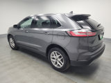 Used 2023 Ford Edge SEL image 3