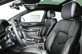 Certified 2025 Porsche Macan image 5