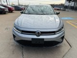 Used 2025 Volkswagen Jetta Sport image 2