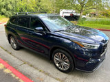 Used 2021 Toyota Highlander Platinum image 3
